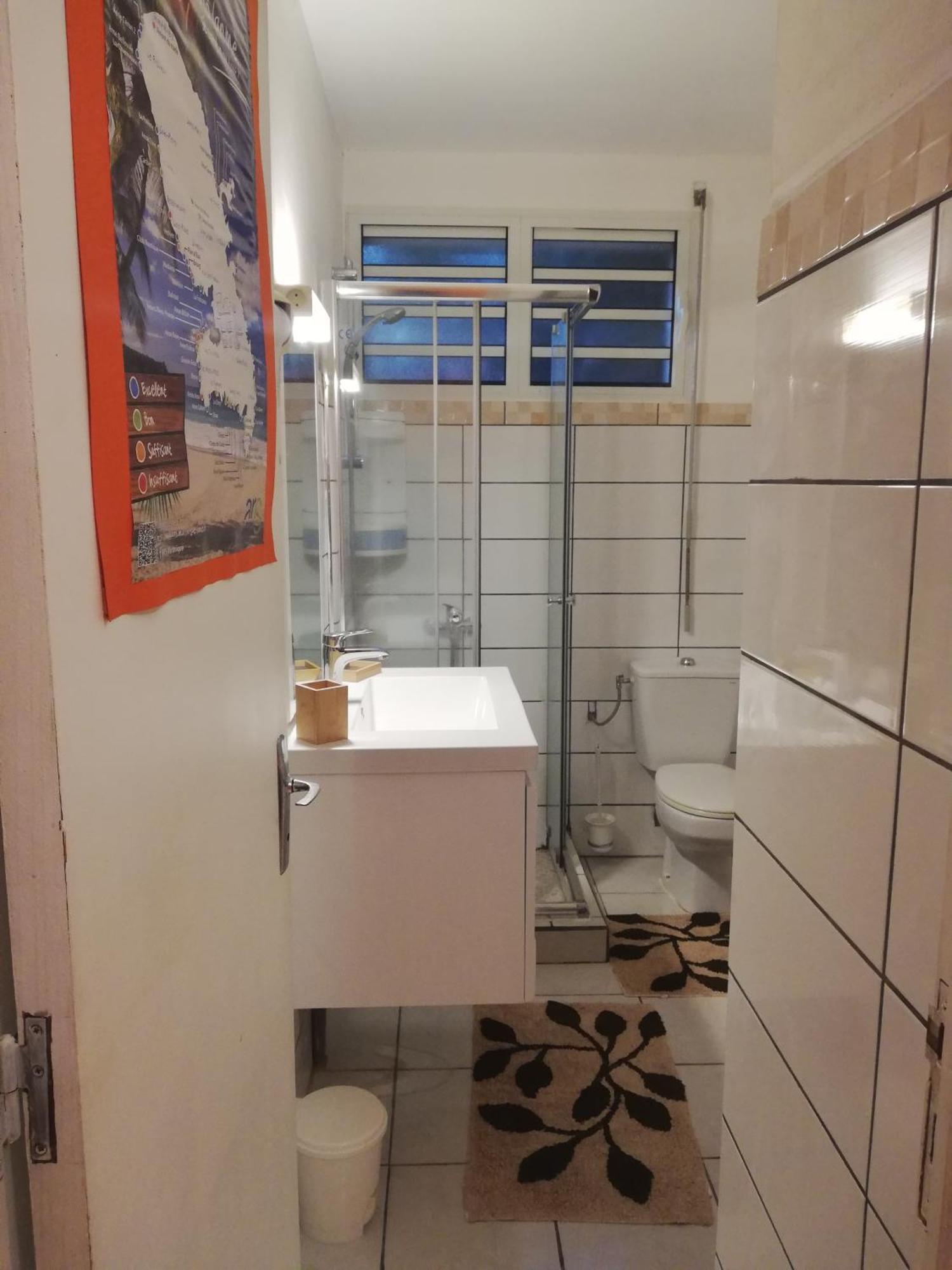 Philippe & Arlette Smith Apartment Сен-Лу Екстериор снимка